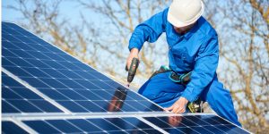 Installation Maintenance Panneaux Solaires Photovoltaïques à La Ronde-Haye